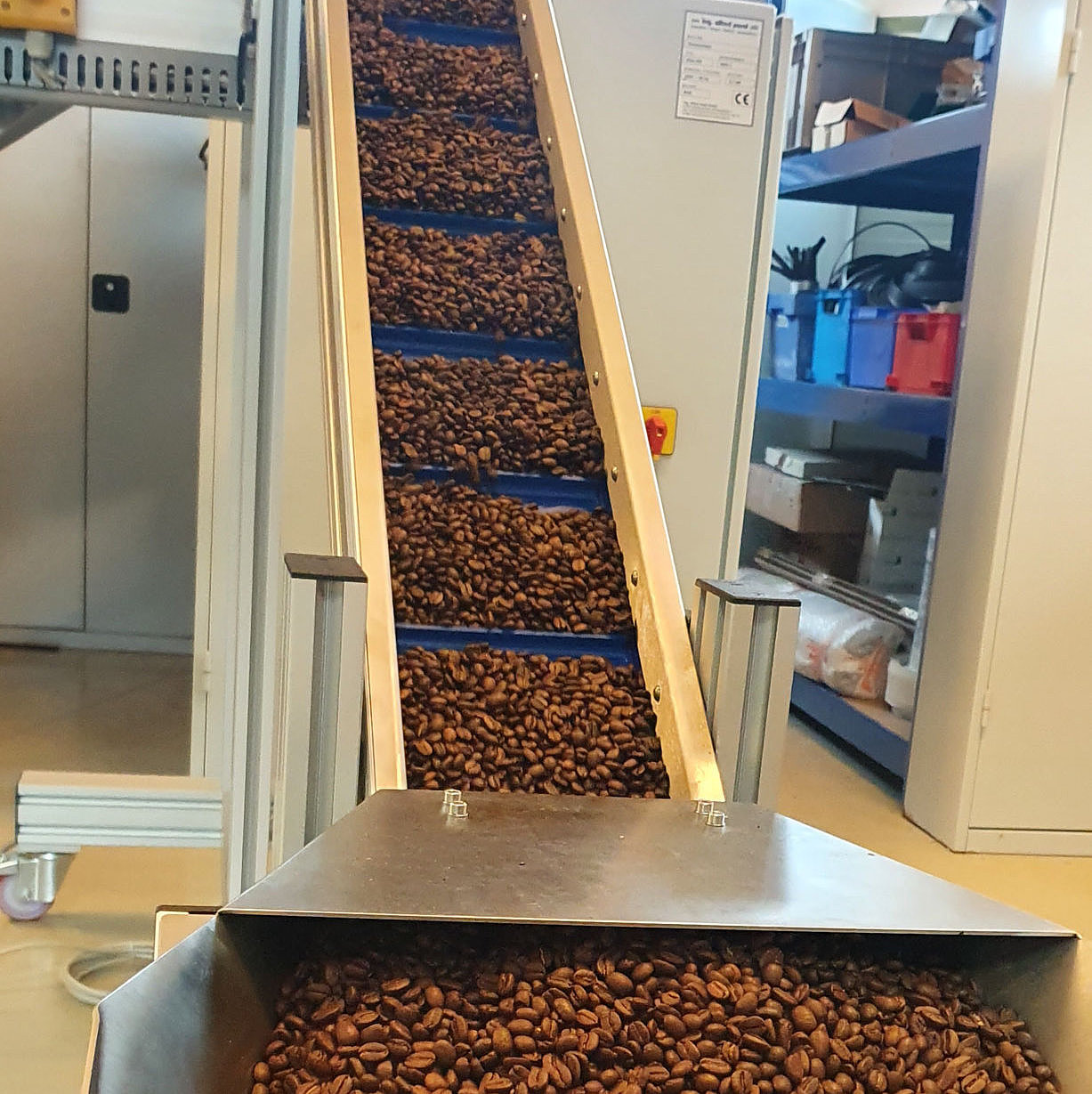 VB Kaffee Bohnenabfüllung
